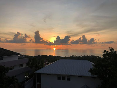 Villa SIAM studio Dream the superb sunrise from your east facing balcony window door 